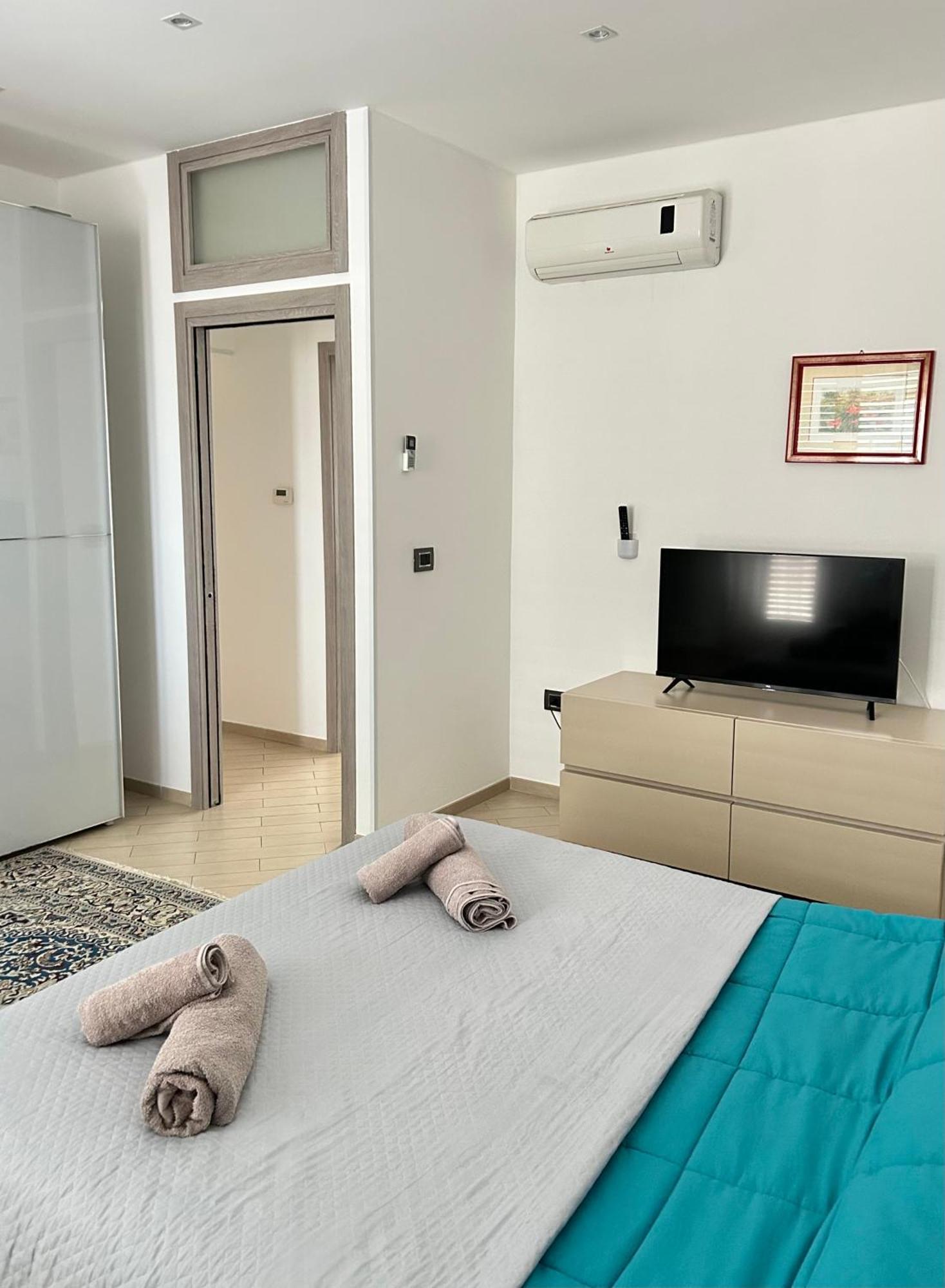 Refresh House Apartment Brindisi Exterior foto